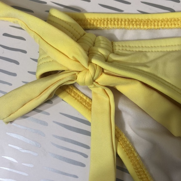 Gianni Bini bikini yellow - Picture 2 of 9